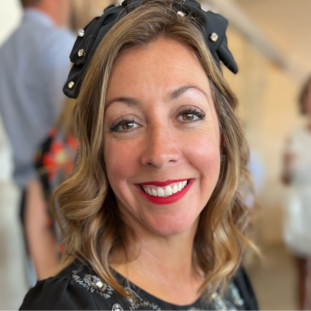 Meet your Posher, Aja